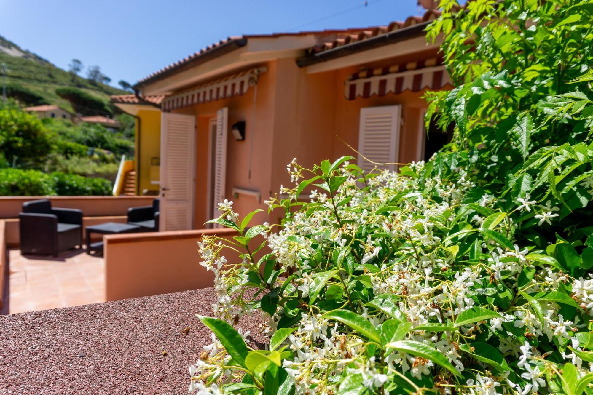 Hotel Il Perseo Chiessi Bagian luar foto