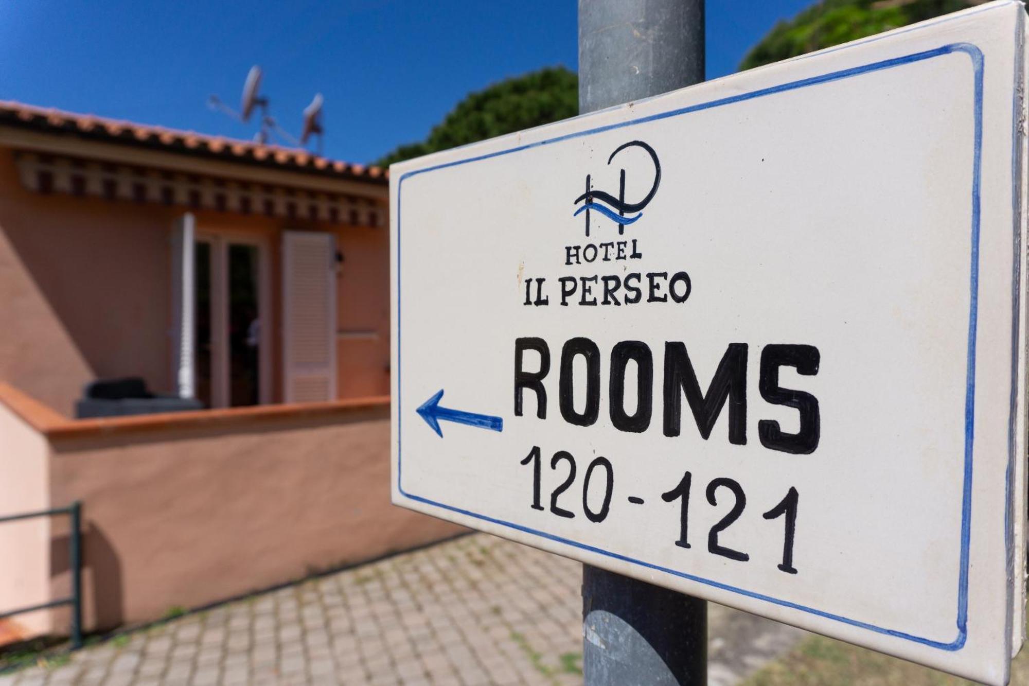 Hotel Il Perseo Chiessi Bagian luar foto