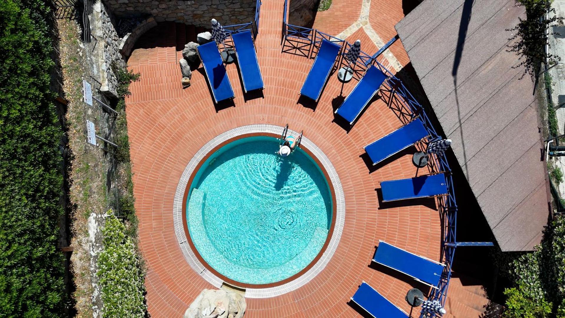 Hotel Il Perseo Chiessi Bagian luar foto