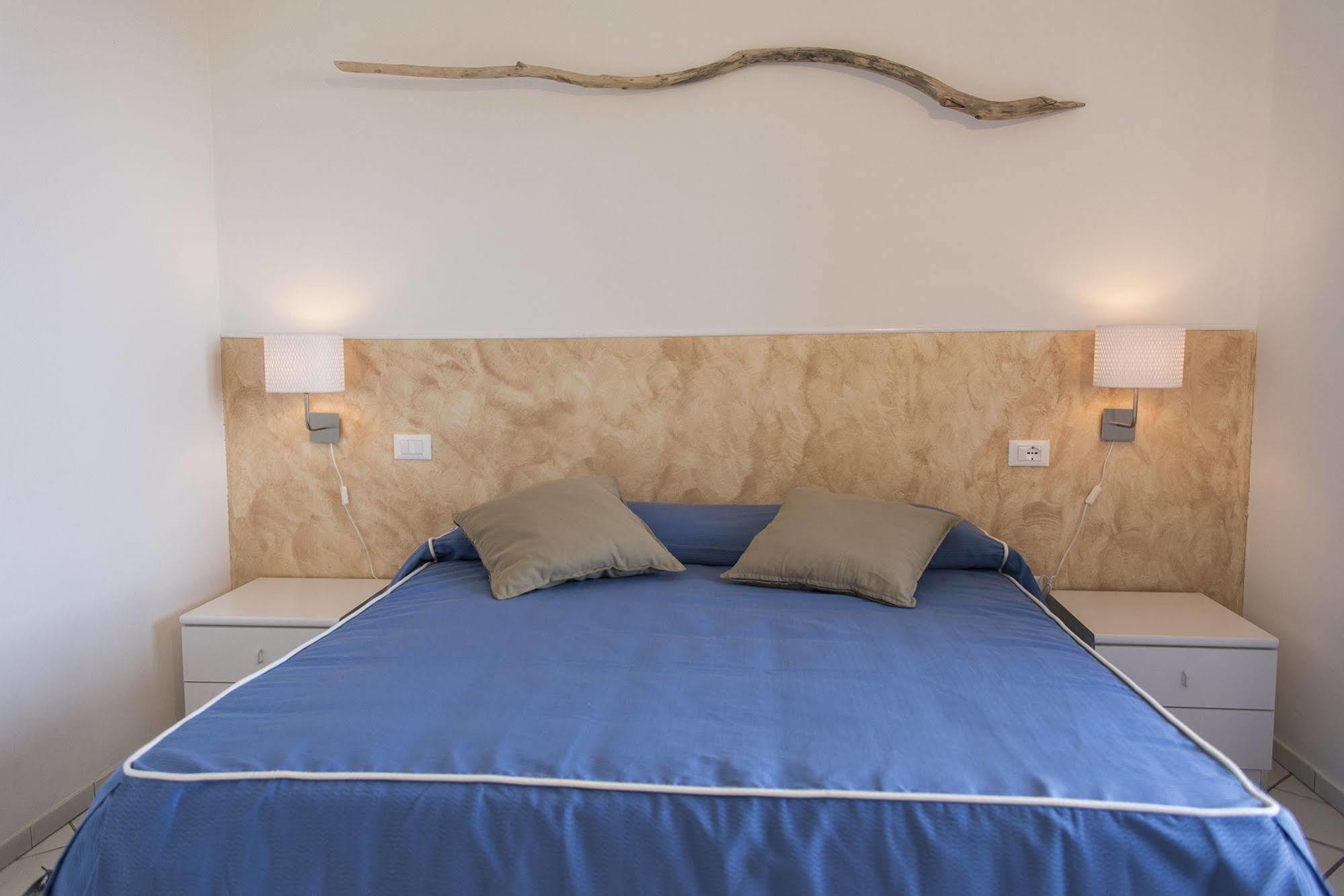 Hotel Il Perseo Chiessi Bagian luar foto